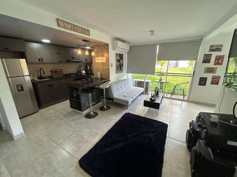 Apartamento Lujoso Apto 5 Min De Clinica Valle De Lili Y Cc Jardin Plaza, 2103 Cali